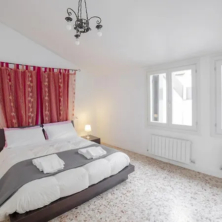Apartment Ca Rosalba By Venicevillas Venice